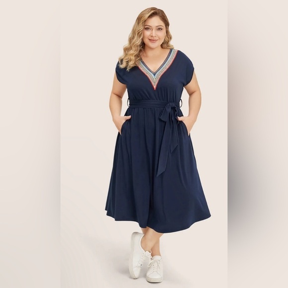 Bloomchic VNeck Rainbow Lace Trim Dress - Picture 1 of 10
